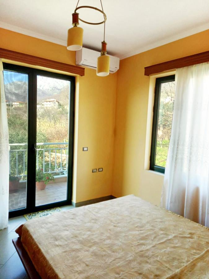 Family Beach Swimming Pool Villa Luanit Trajas Екстериор снимка