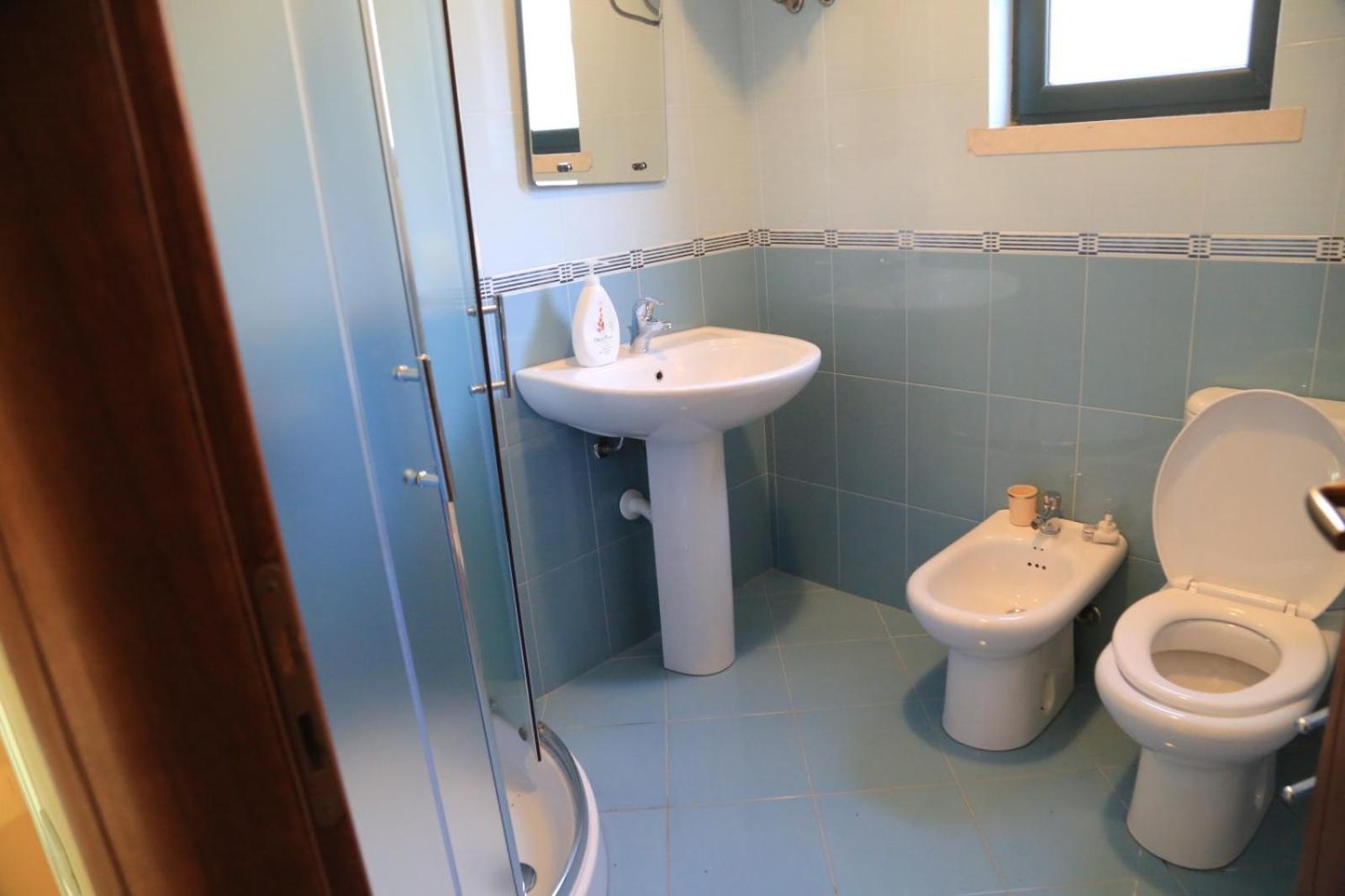 Family Beach Swimming Pool Villa Luanit Trajas Екстериор снимка